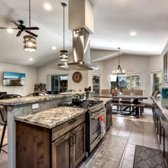 Luxury Home Montgomery Estates